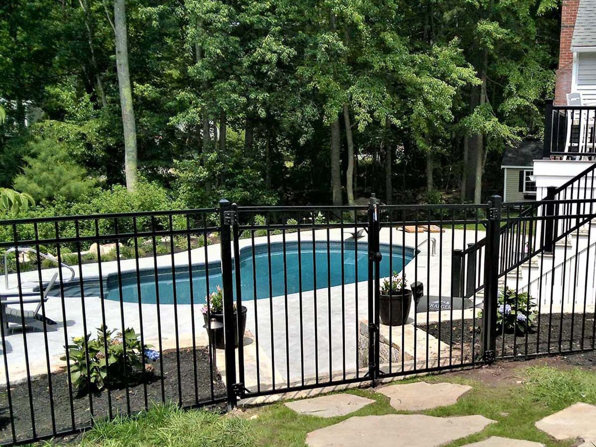 Aluminum pool fencing in Kingston Massachusetts
