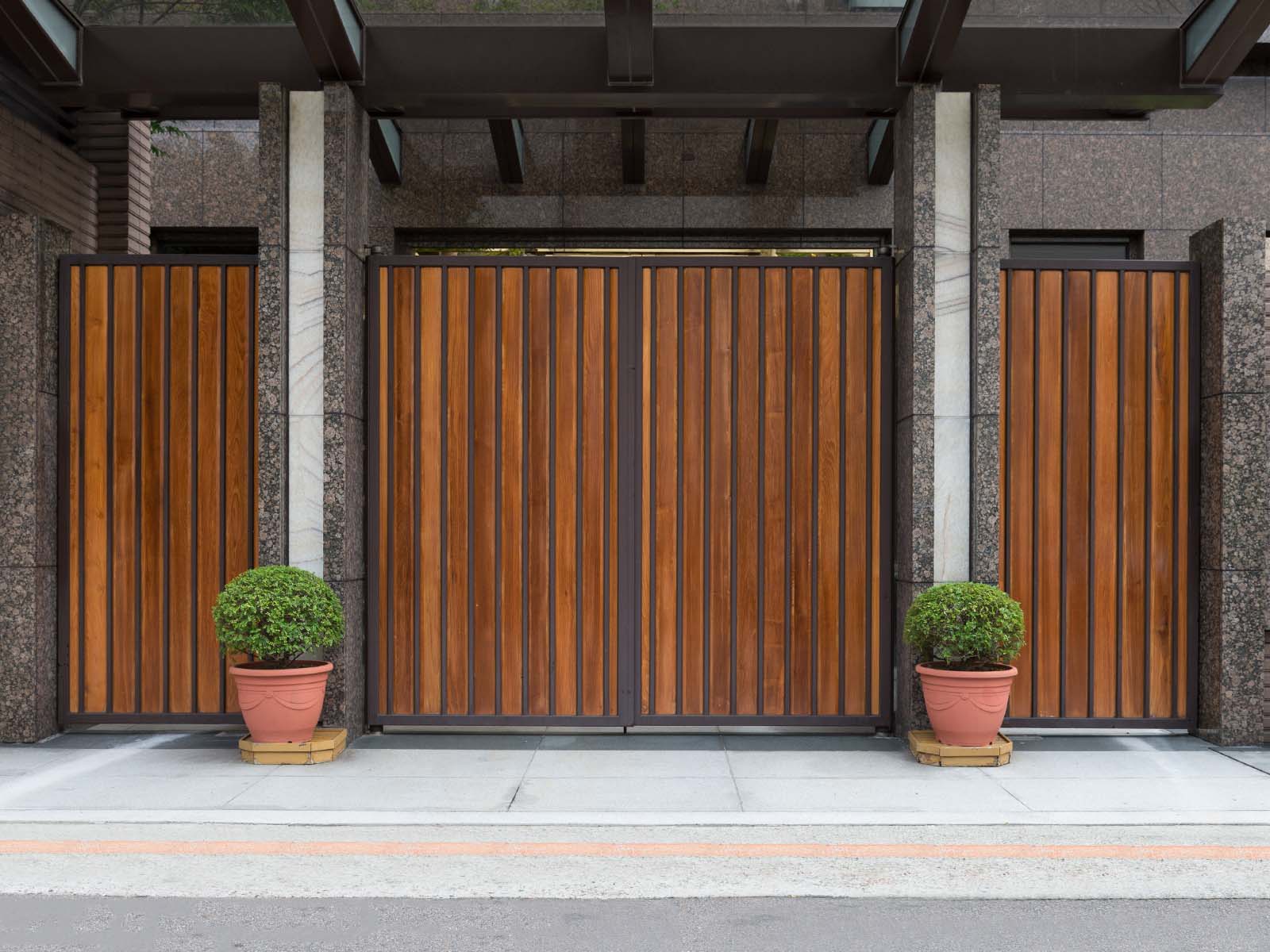 Specialty Mixed material fencing in Kingston Massachusetts