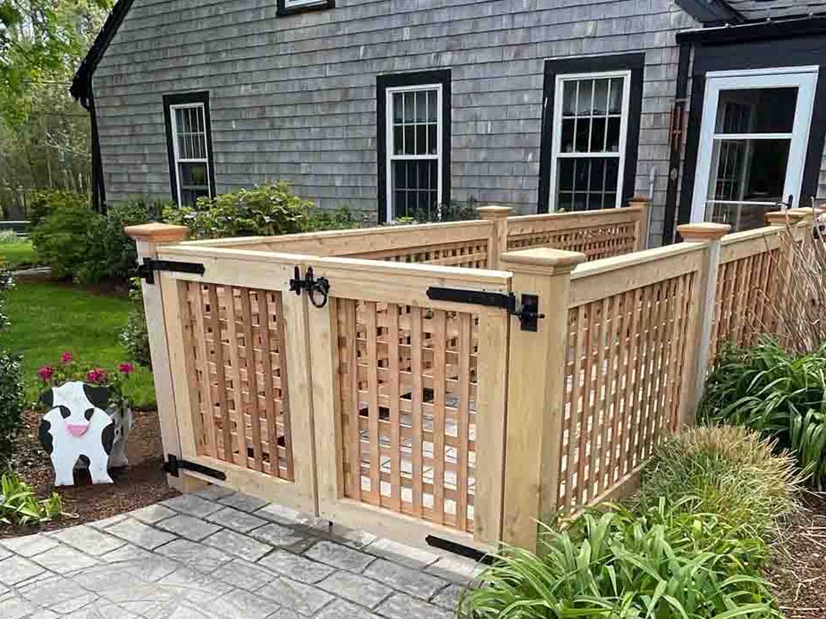 Wood fence styles that are popular in Hingham MA